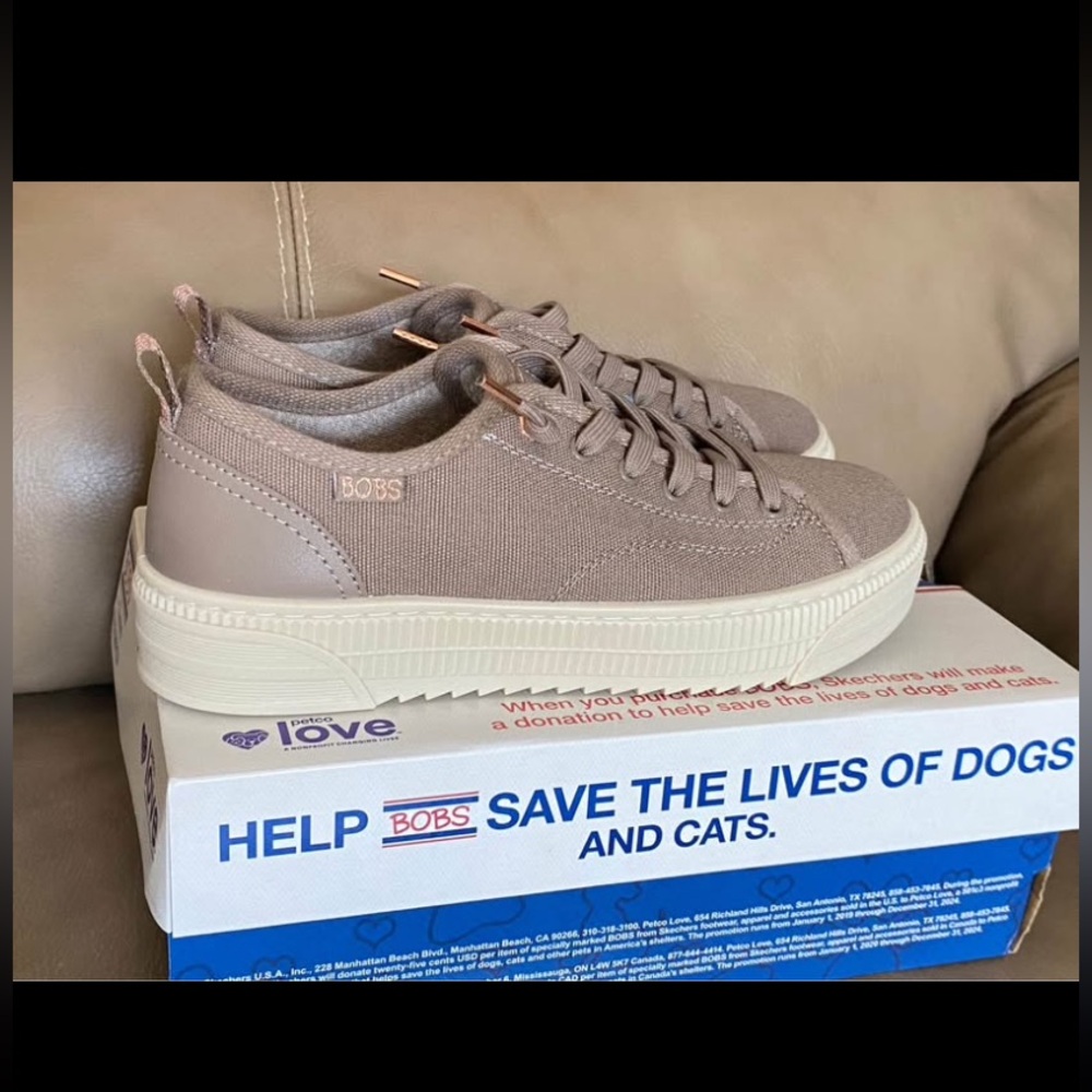 Skechers BOBS Taupe Memory Foam 7.5 Shoes